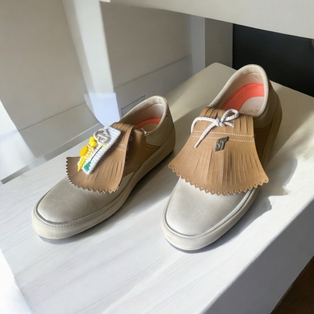 SandTrap Leather Golf Shoes with Spikes & Tassels Women’s size 7-7.5